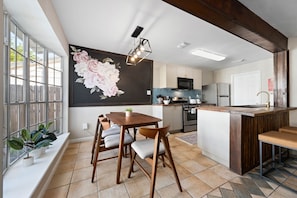 Private kitchen - Remodeled POOL HOUSE! Minutes From Lackland and Sea World! (San Antonio)