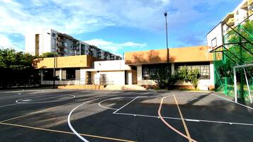 Sport court