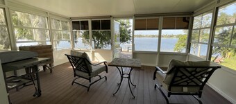 Come and enjoy a family stay in a beatiful Lake House.