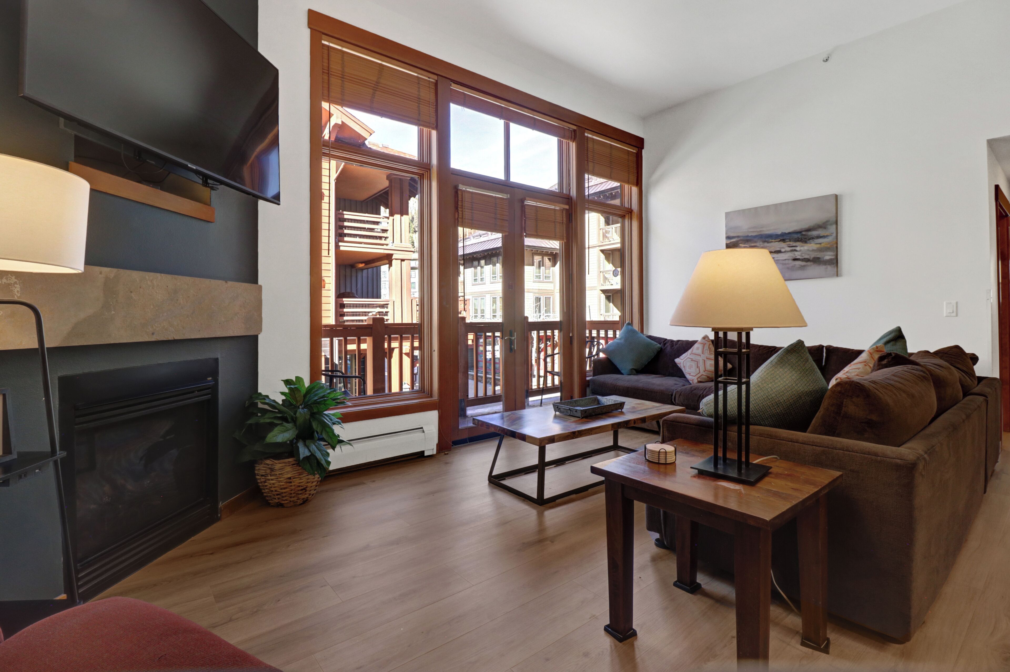 TV connectée, cheminée