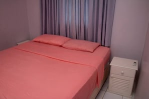 1 bedroom, iron/ironing board, WiFi, bed sheets - BLR Beach Villas #1 (Double Bed) (Oistins)