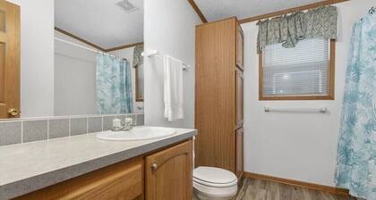 Wolf River Cabin B - Fremont, WI