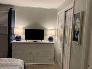 3 chambres, fer et planche à repasser, Wi-Fi gratuit, draps fournis