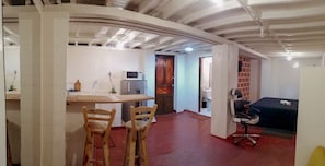 Executive Studio, 1 King Bed | Free WiFi