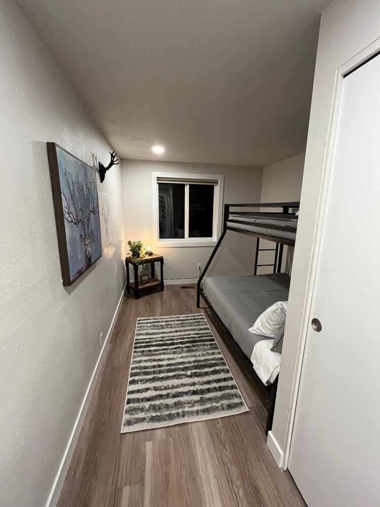 Luxurious Retreat 3Bedroom with Modern Amenities in Prineville