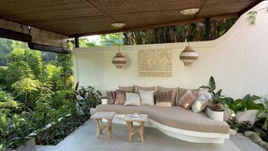 Terrace/patio - Dancing Orchid Villas (Ubud)