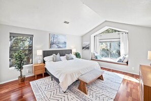 Room - Cozy alpine retreat (Flagstaff)