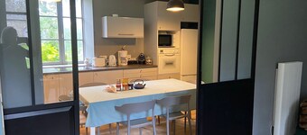 Maison de Campagne Dans le Parc D'un Manoir du 16e Siècle