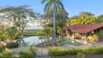 Papagayo Penthouse | Private Pool & Sunset Views