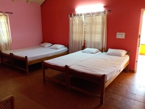 6 Schlafzimmer, BĂŒgeleisen/BĂŒgelbrett, BettwĂ€sche