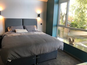 Departamento | 1 habitación, tabla de planchar con plancha, wifi gratis y ropa de cama 