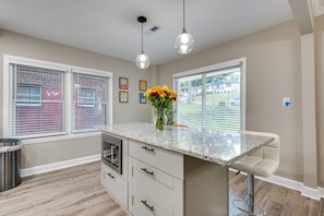 Interior - Modern Atlanta Vacation Rental Near Downtown! (Atlanta)