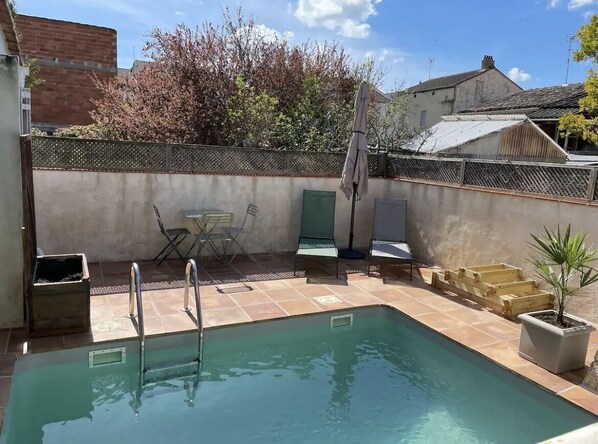 Pool - Location Maison Avec Piscine Privée (SIGOULES)
