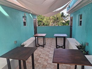 Outdoor dining - BLR Beach Villas #15 (Oistins)