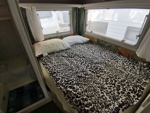 Dormitório compartilhado, 1 quarto, para fumantes, varanda | 1 quarto