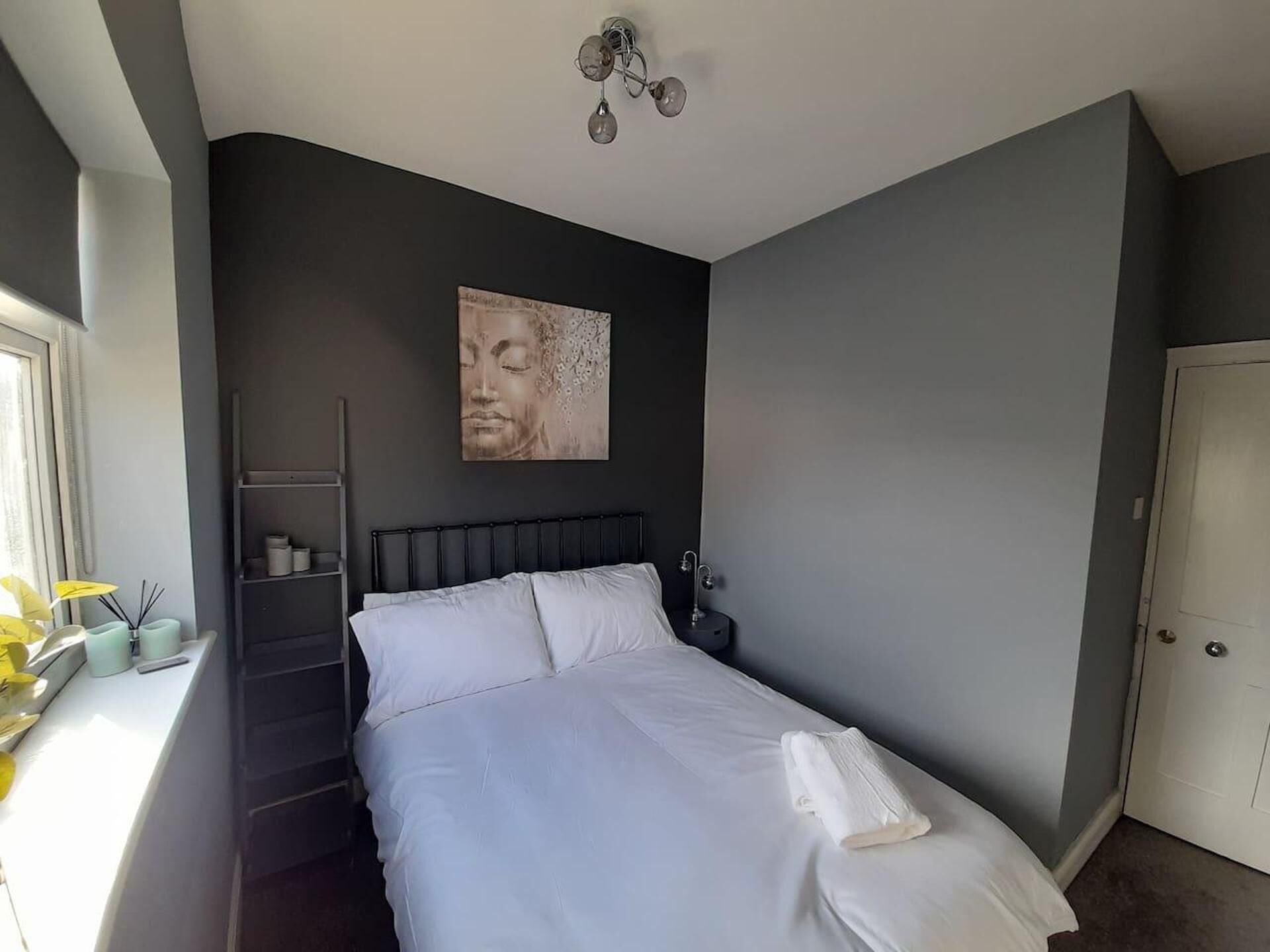 House | 5 bedrooms, iron/ironing board, free WiFi, bed sheets