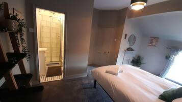 5 chambres, fer et planche Ă repasser, Wi-Fi gratuit, draps fournis