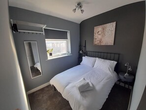 Hus | 5 soverom, strykejern/-brett, wi-fi (inkludert) og sengetøy