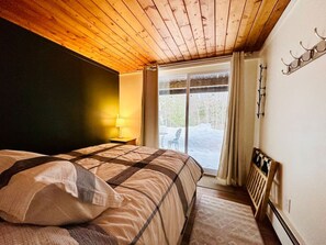 3 dormitorios, tabla de planchar con plancha, wifi gratis y ropa de cama