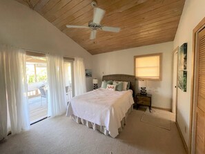 3 bedrooms, desk, free WiFi, bed sheets