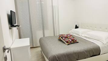 1 chambre, bureau, fer et planche Ă repasser, Wi-Fi gratuit