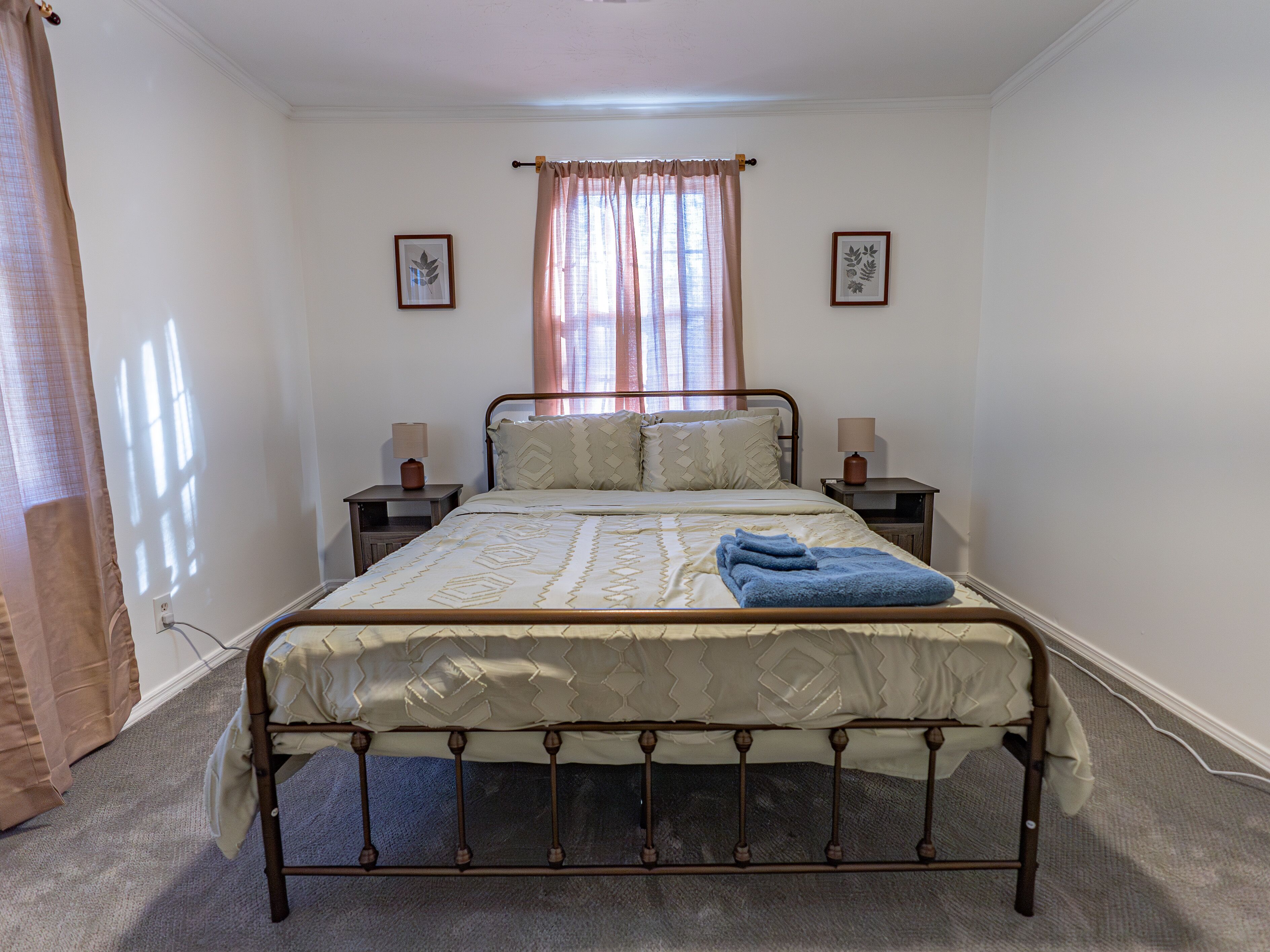 3 Schlafzimmer, Bügeleisen/Bügelbrett, WLAN, Bettwäsche