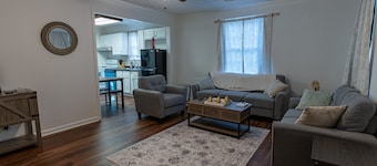 Conveniently located house with 6 beds and all your essentials!