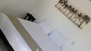 3 makuuhuonetta, ilmainen Wi-Fi, vuodevaatteet
