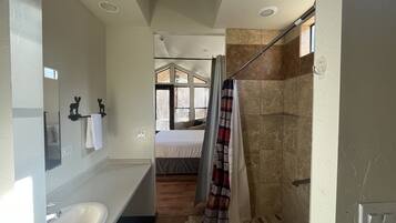 Premium Cabin | Bathroom | Shower, towels, soap, shampoo