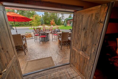 The Landing on Route 66