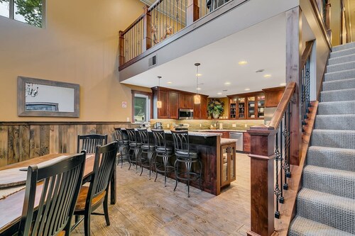 The Landing on Route 66