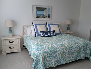 2 slaapkamers, een strijkplank/strijkijzer, wifi, beddengoed