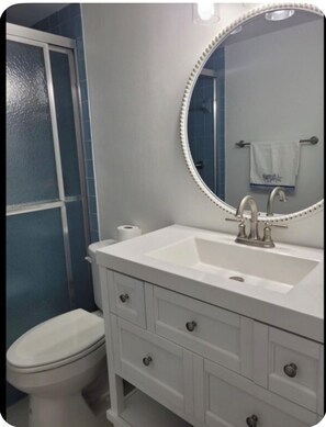 Dusch, hårtork och tvål