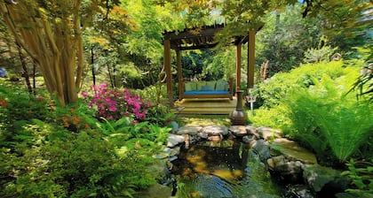 Beautiful 4BR/2BA
Minutes to Asheville Airport/Agriculture Center/Sierra Nevada