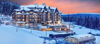 Beautiful mountain side ski resort with numerous amenities at your disposal.