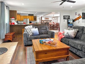 Smart TV, fireplace, video games, DVD player