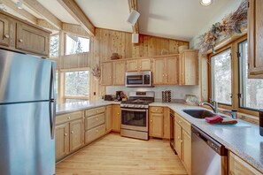 Premium-Haus | Eigene Küche | Großer Kühlschrank, Mikrowelle, Ofen, Herdplatte