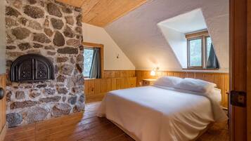 4 chambres, fer et planche Ă repasser, Wi-Fi, draps fournis