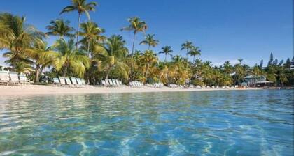 Gigi's Luxury Beach Hideaway- 3 BDRM- Cowpet Bay West- East End- Pool & Beach