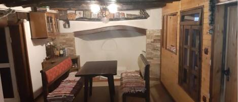 تناول الطعام