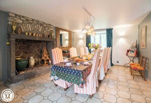 Dining - La Closerie de Manou (LE MONT-DORE)