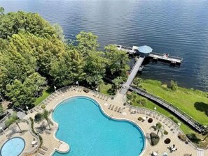 Pool - Lakefront 2 Bedroom 2 Bathroom 2 Balcony Condo (Orlando)