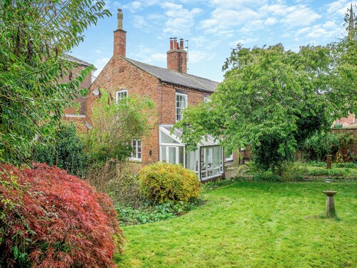 3 bedroom accommodation in Louth