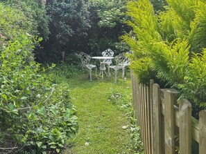 Outdoor dining - 3 bedroom accommodation in Louth (Louth)
