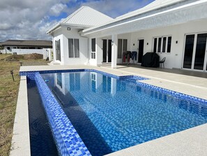 Outdoor pool - Lake Side Deluxe Villa (Nadi)