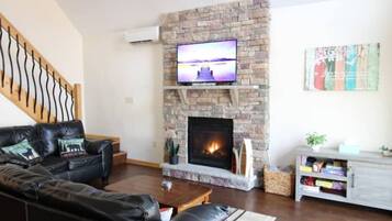 Smart TV, fireplace, video games, table football