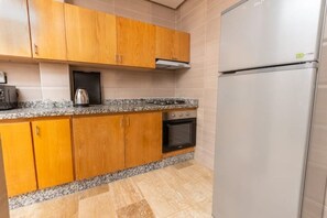 Private kitchen - Ravishing and cozy: your new 3BR in central Rabat (Marrakesh)