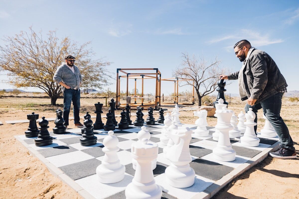 Desert Getaway: Hot Tub, Pool, Pets, Games, Views