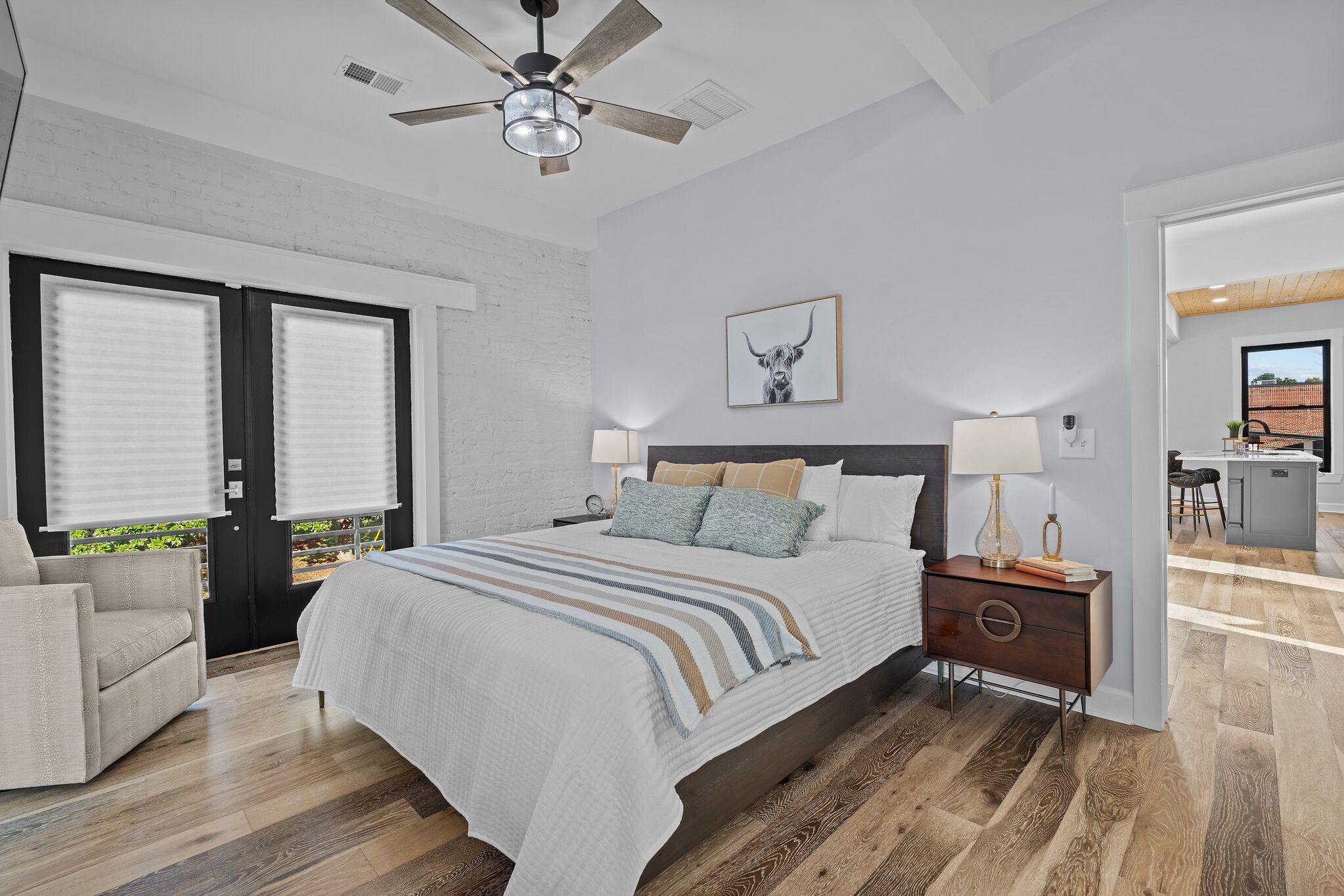 1 bedroom, in-room safe, iron/ironing board, free WiFi