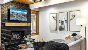 Premium Condo | Living area